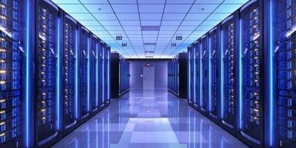 【致敬客戶(hù)】我司為用了十余年的機(jī)房監(jiān)控系統(tǒng)老客戶(hù)升級(jí)