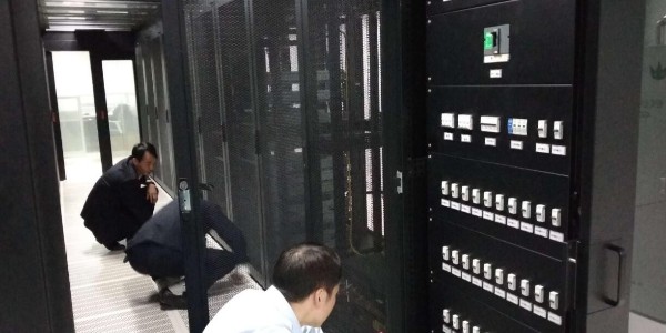 機房環(huán)境監(jiān)控系統(tǒng)：保障數(shù)據(jù)中心穩(wěn)定運行的守護者